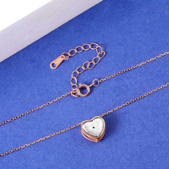 0.029ct. t.w. Diamond Heart Necklace - Picture 4 of 15